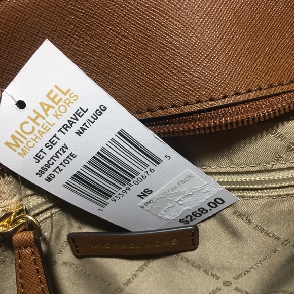 NWT Michael Michael Kors shoulder bag. - Picture 3 of 10